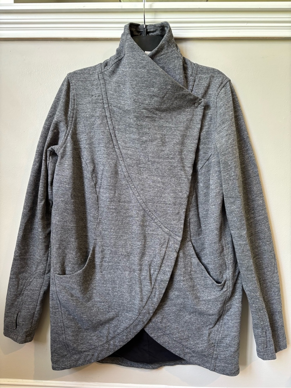 Lululemon Grey Wrap-Front Jacket cardigan wrap 10 snap closure